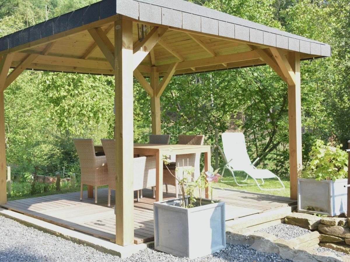 Chalet In Gesves With Roof Terrace Garden Bbq Ruang foto
